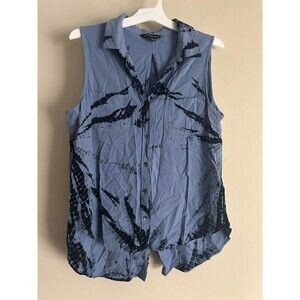 Rock & Republic Blue Sleeveless Button-Down Shirt with Black Print